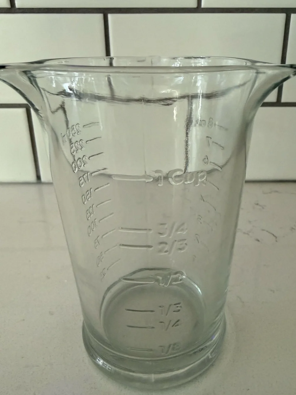 Anchor Hocking Vintage Three Tri-Pour Measuring Glass in Cups Oz and ml